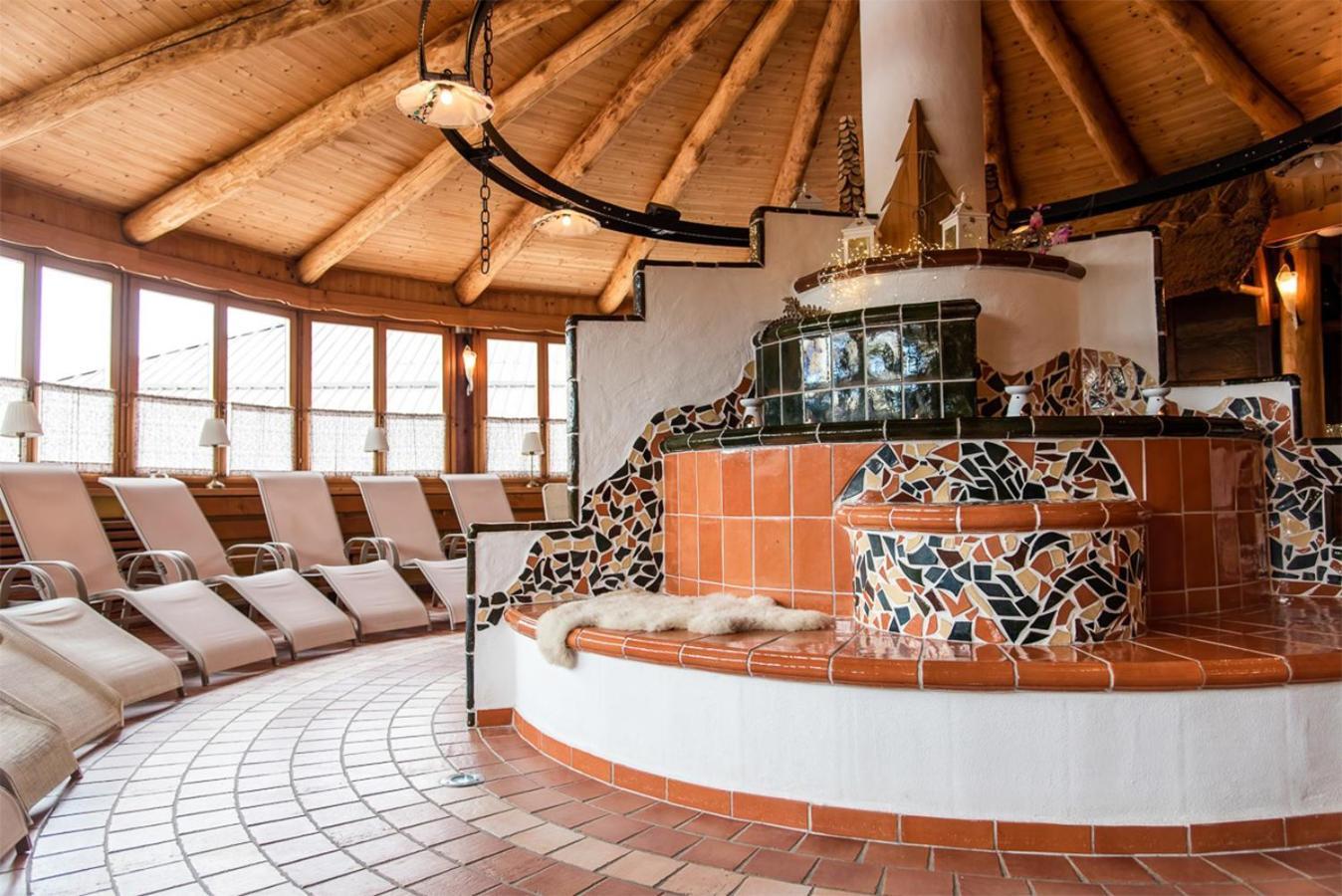 Hotel Terme Banovci - Mobilne Hiske Med Brajdami Exteriér fotografie