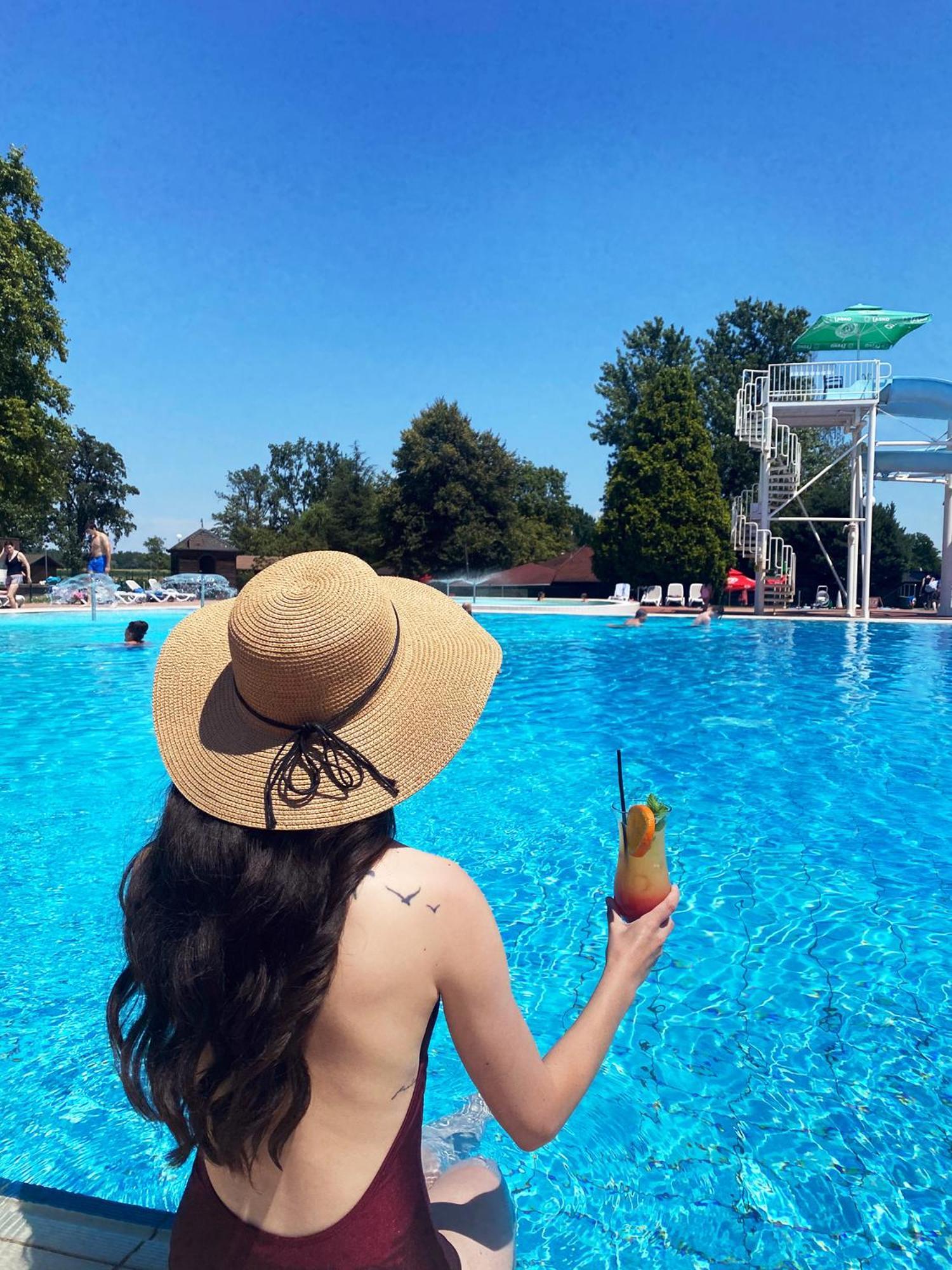 Hotel Terme Banovci - Mobilne Hiske Med Brajdami Exteriér fotografie